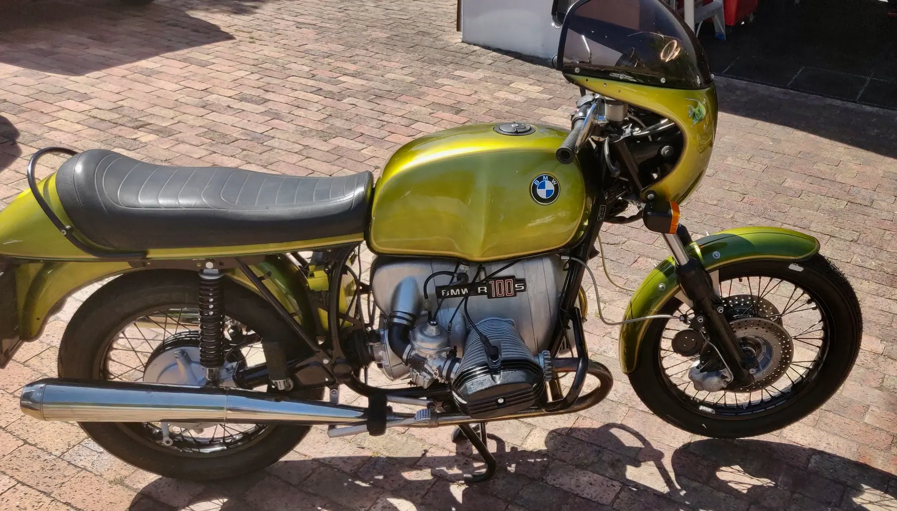 BMW R100S cafe racer