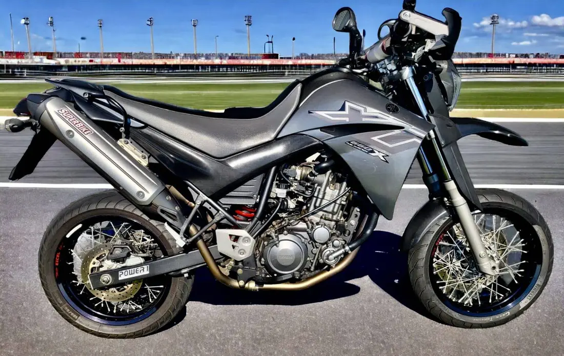 2005 Yamaha XT660X Super Motard 8200km