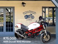 Ducati 900 Monster