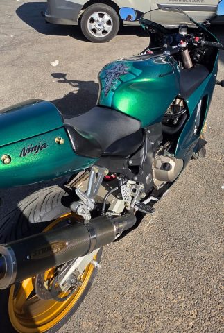 Kawasaki ZX12 - Mr. Classic Motorcycles